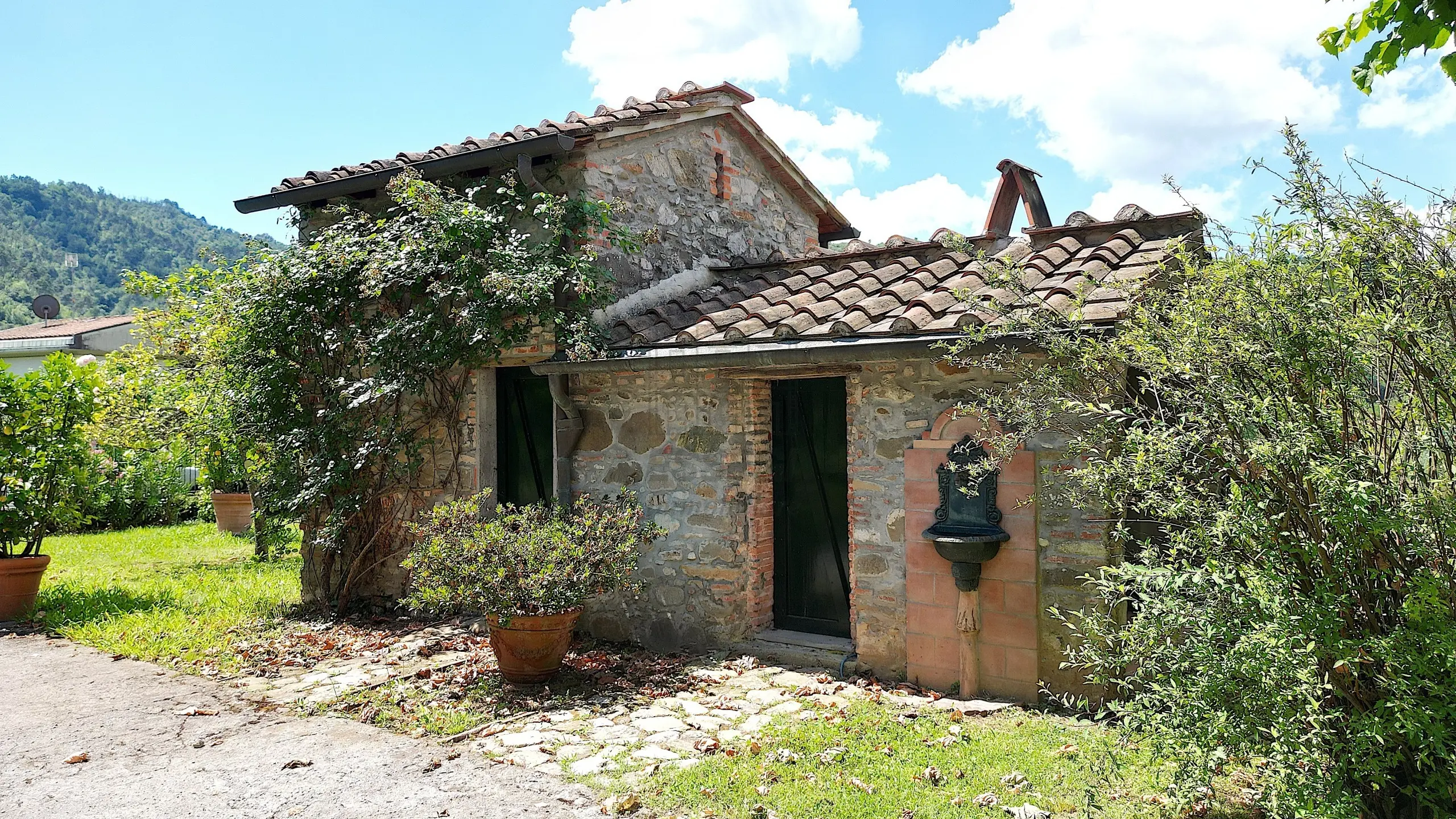 Immagine per Villa in vendita a Lucca via San Martino In Freddana