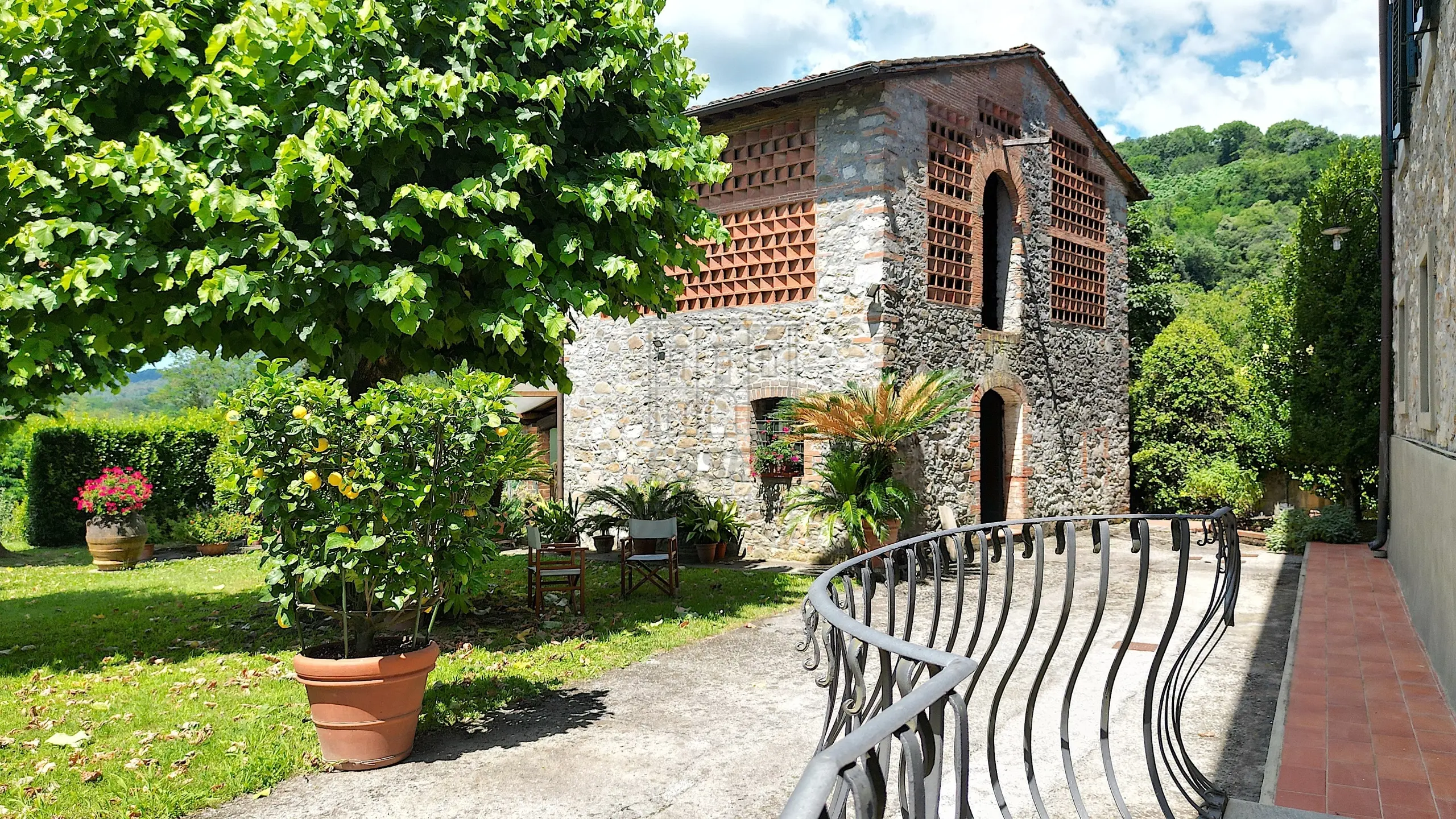 Immagine per Villa in vendita a Lucca via San Martino In Freddana