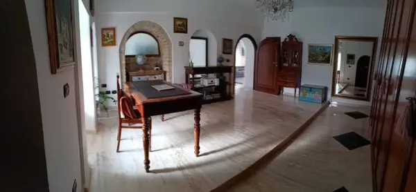 Villa via San Pietro 18, Tortoreto