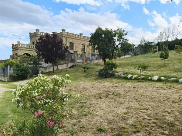 Villa via San Pietro 18, Tortoreto