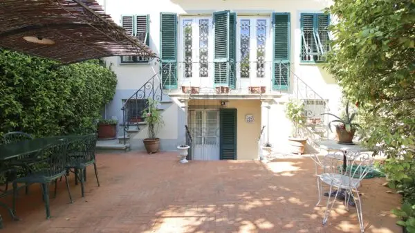 Villa via Borgo Giannotti 120, Lucca