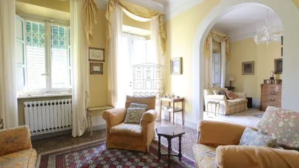 Villa via Borgo Giannotti 120, Lucca