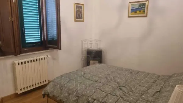 Villa via Sarzanese 3542, Lucca