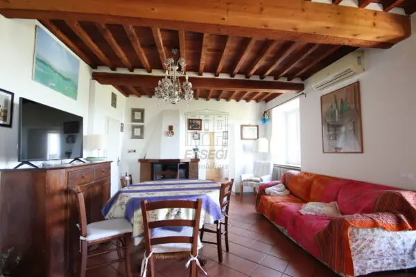 Casale corso 1, Pescaglia