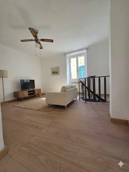 Monolocale via Villa 10, Follo