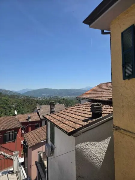 Monolocale via Villa 10, Follo