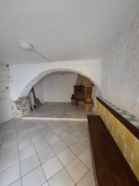 Monolocale via Villa 10, Follo