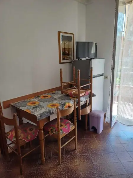 Monolocale viale Litoraneo 10, Sarzana