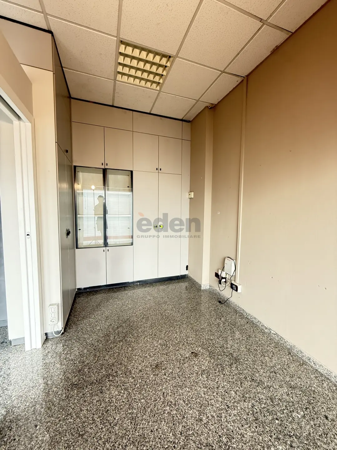 Immagine per Negozio in vendita a Modena via Carlo Zucchi 41