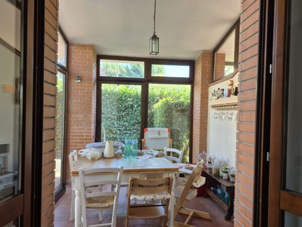 Villa Trifamiliare via Paganino Da Sarzana 20, Sarzana