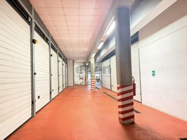 Garage 4, Modena
