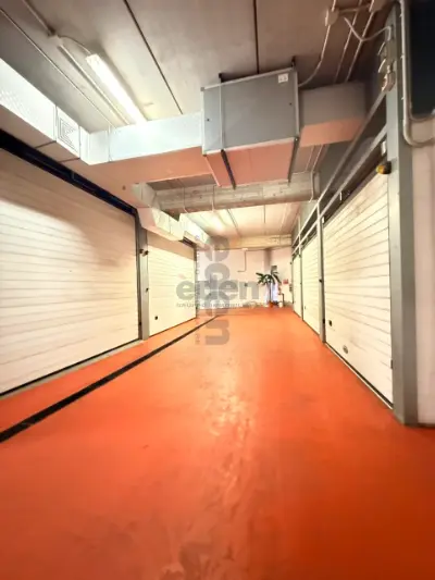 Garage 4, Modena