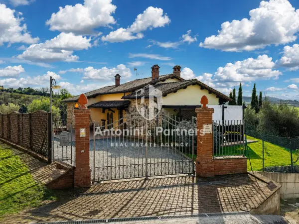 Villa via Località Casalalta, Collazzone