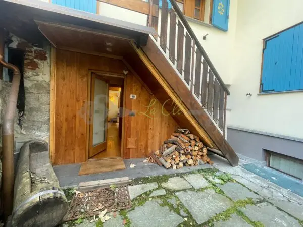 Bilocale strada Della Brenva 17, Courmayeur