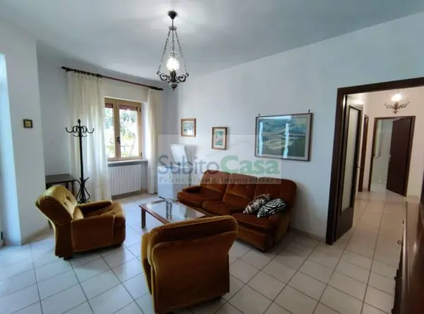Casa Semindipendente via Scanno 64, Chieti