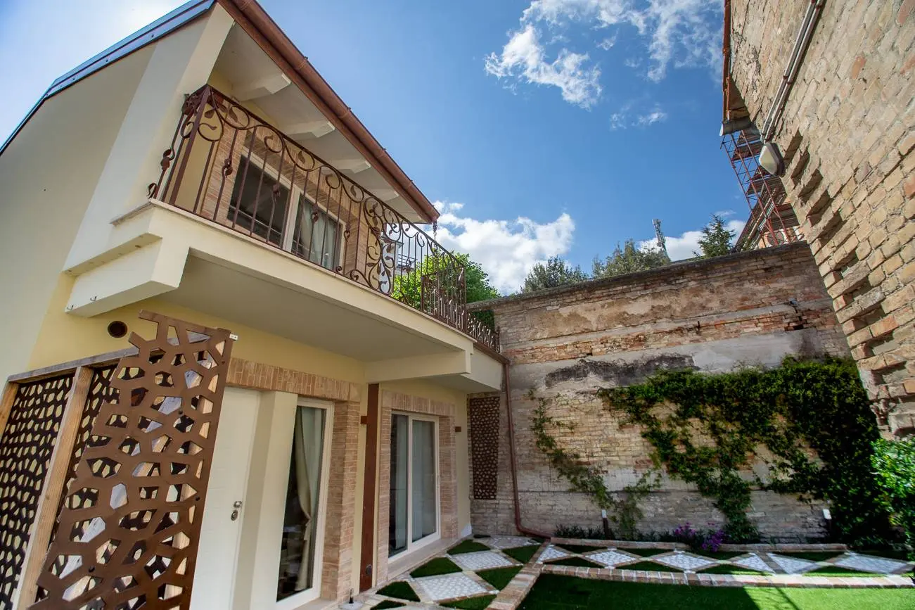 Immagine per Villa in affitto a Chieti Viale B. Croce 18