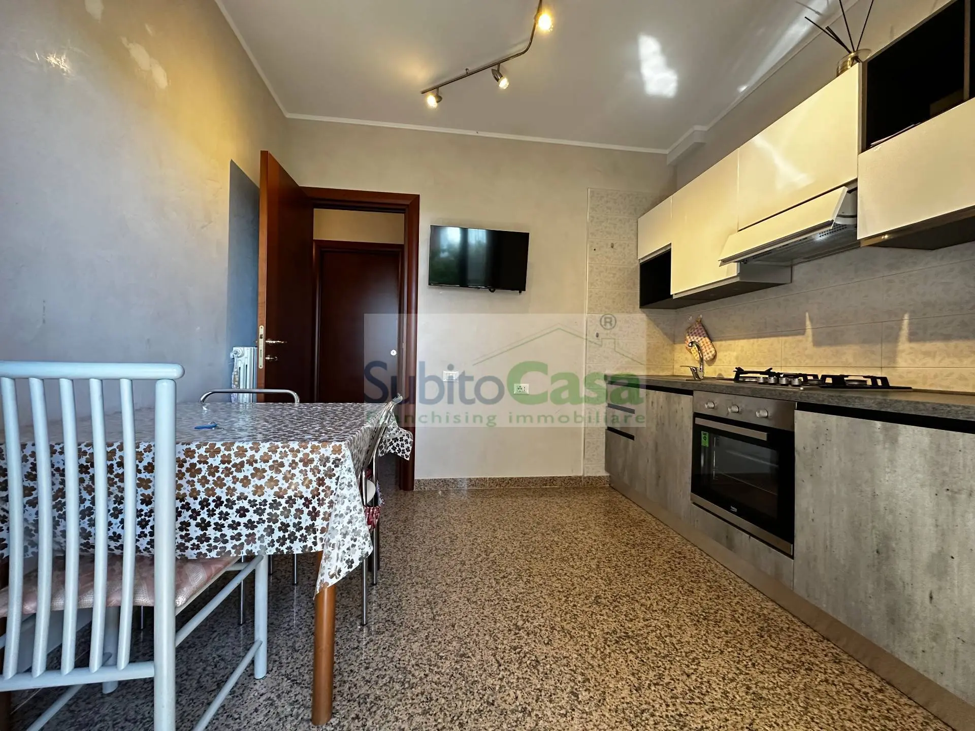 Immagine per Appartamento in affitto a Chieti Via dei Sabini 16