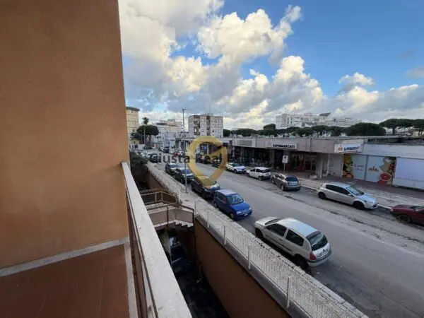 Appartamento via Bezzecca 10, Brindisi