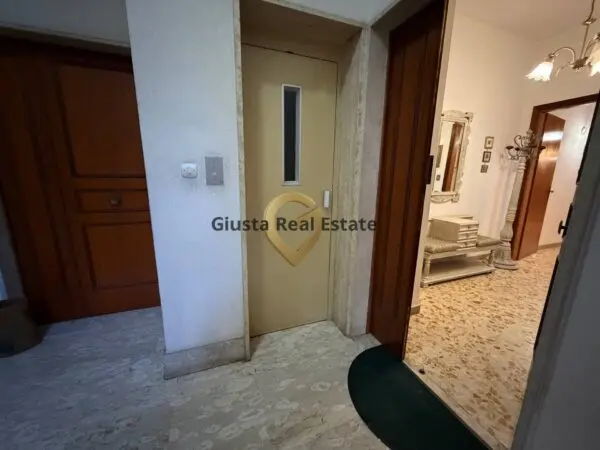 Appartamento via Bezzecca 10, Brindisi