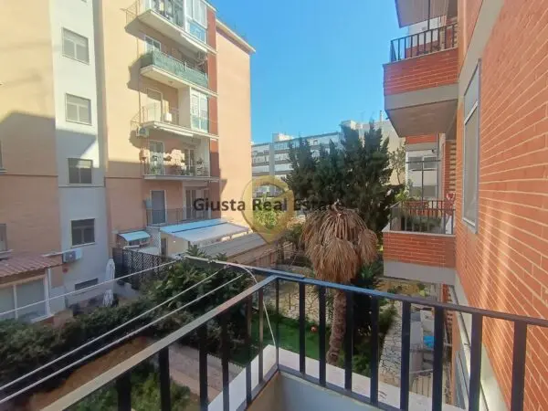 Appartamento via Bezzecca 7, Brindisi