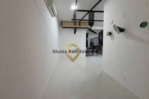 Box / Posto Auto via Osanna 67, Brindisi