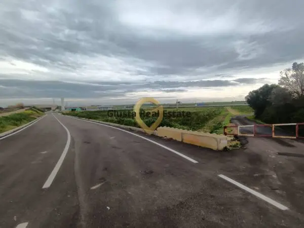 Terreno Agricolo via Contrada Taverna Sn, Brindisi