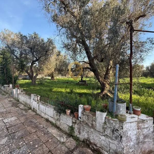 Villa via Contrada Specchia 3, Latiano