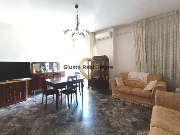 Appartamento via Settimio Severo 15, Brindisi