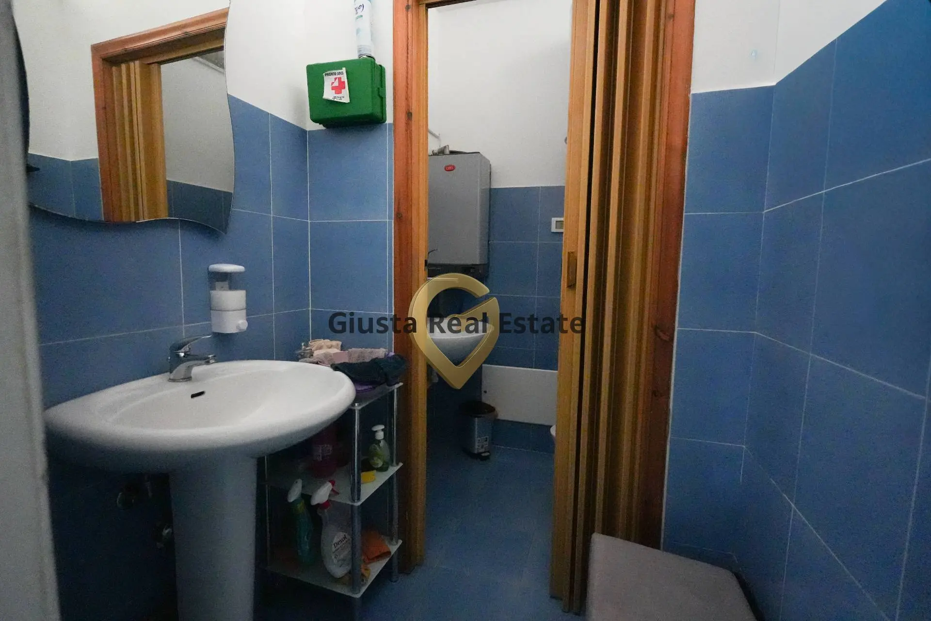 Immagine per Attività Commerciale in vendita a Mesagne Via Maroncelli 32
