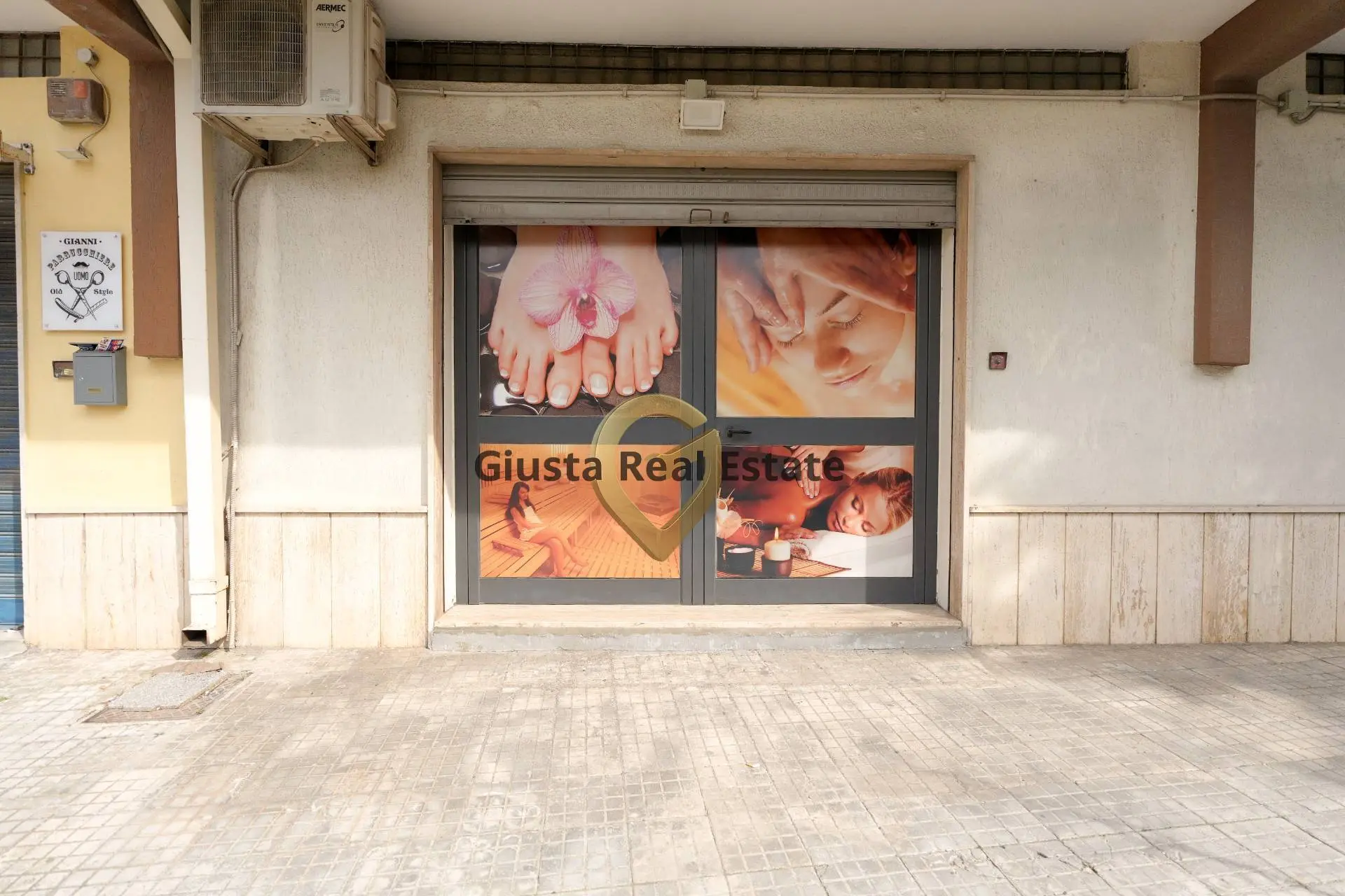 Immagine per Attività Commerciale in vendita a Mesagne Via Maroncelli 32