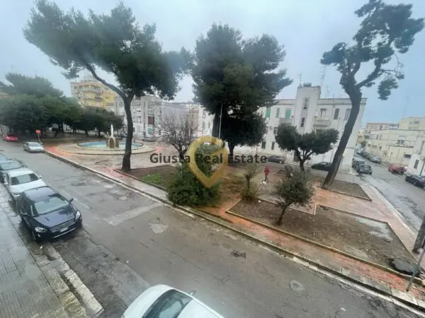 Appartamento piazza Del Salento 5, Brindisi