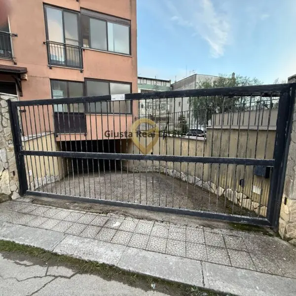 Appartamento via Giovanni Scarafile 16, Latiano