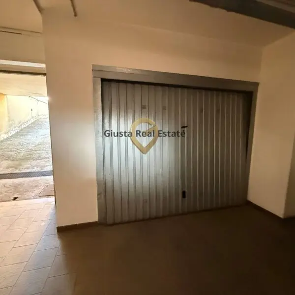 Appartamento via Giovanni Scarafile 16, Latiano