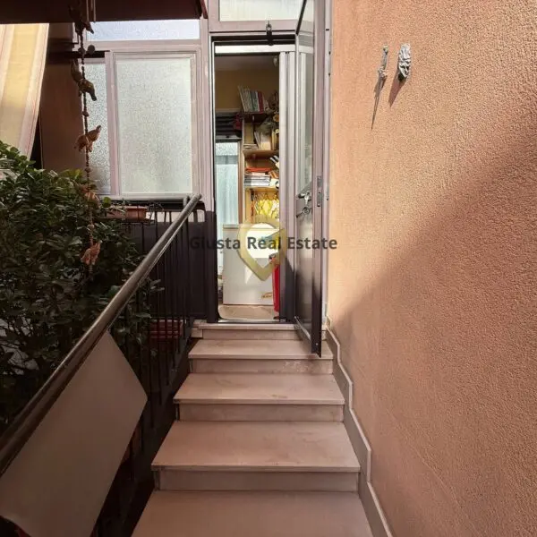 Appartamento via Giovanni Scarafile 16, Latiano