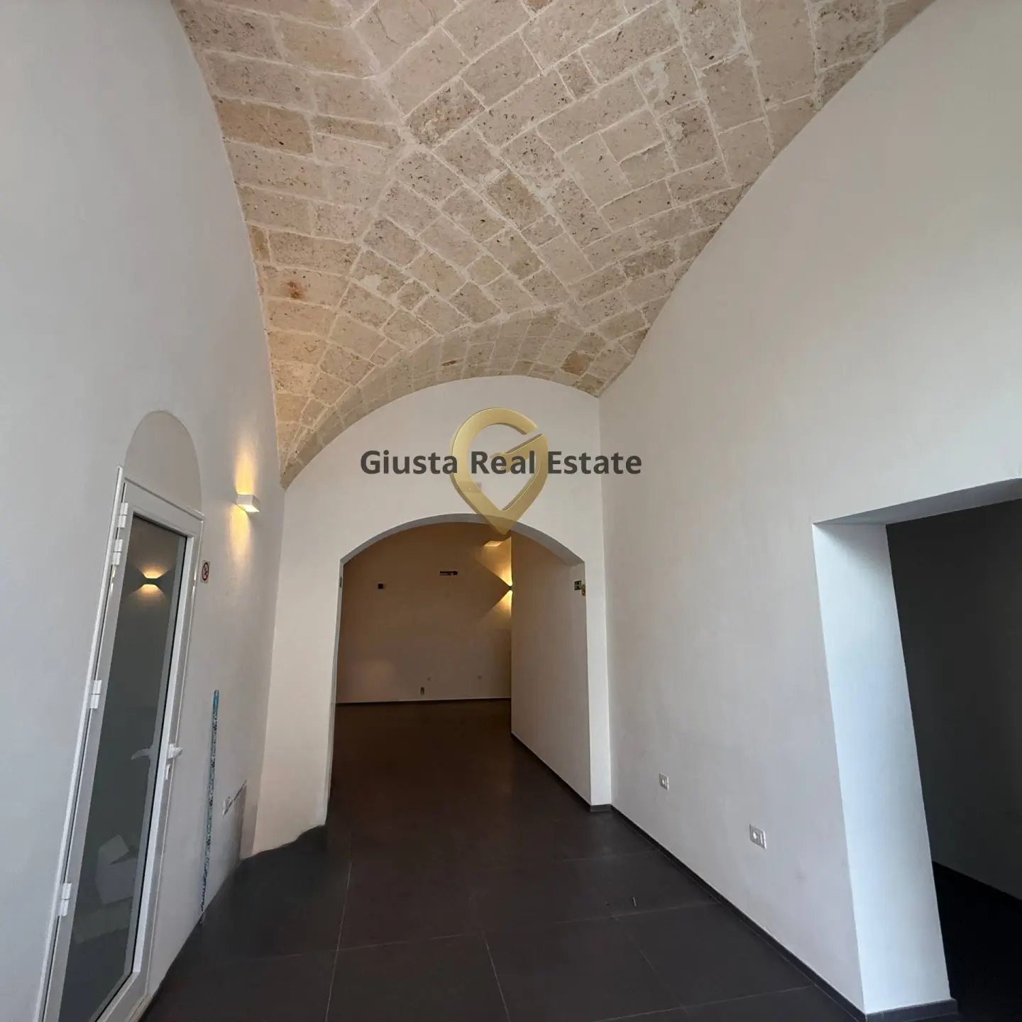 Immagine per Attività Commerciale in vendita a Mesagne Via Torre Santa Susanna 84