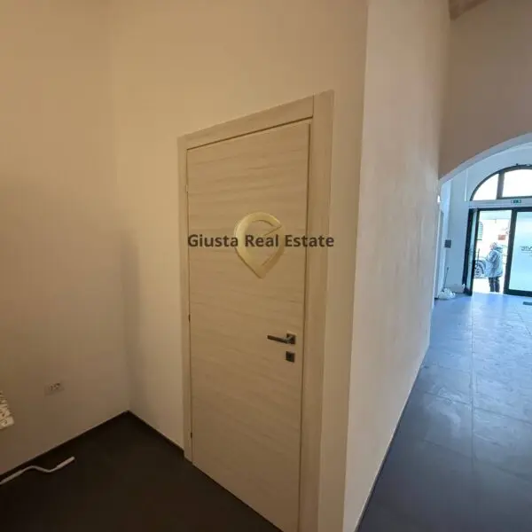 Attività Commerciale via Torre Santa Susanna 84, Mesagne