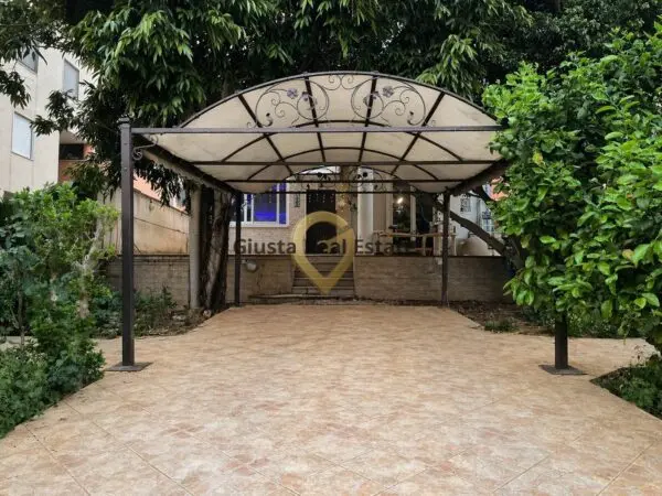 Villa via Materdomini 31, Brindisi
