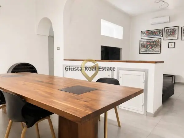Villa via Materdomini 31, Brindisi