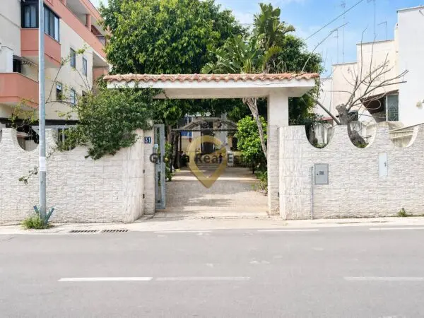 Villa via Materdomini 31, Brindisi
