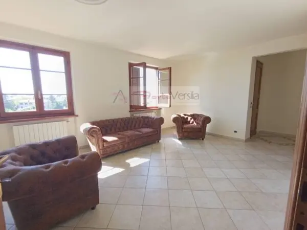 Villa via, Pietrasanta