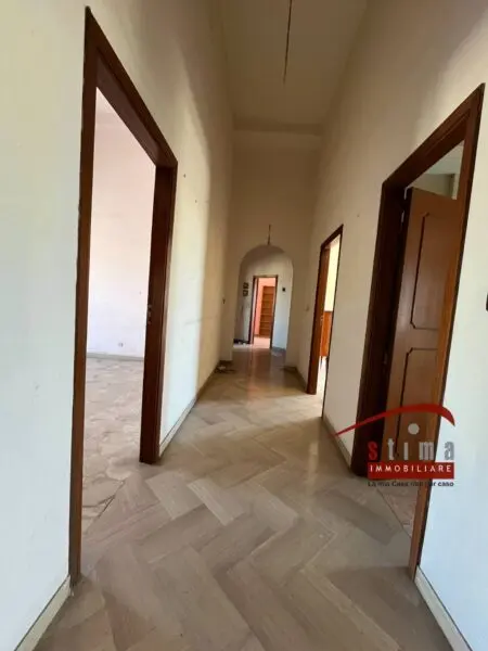 Appartamento via Arsenale 42, Siracusa