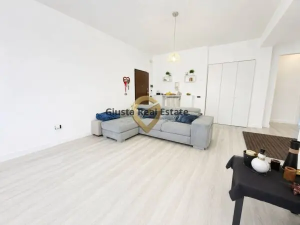 Appartamento via Del Lavoro 28, Brindisi