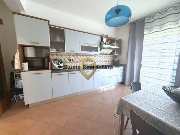 Appartamento via Del Lavoro 28, Brindisi