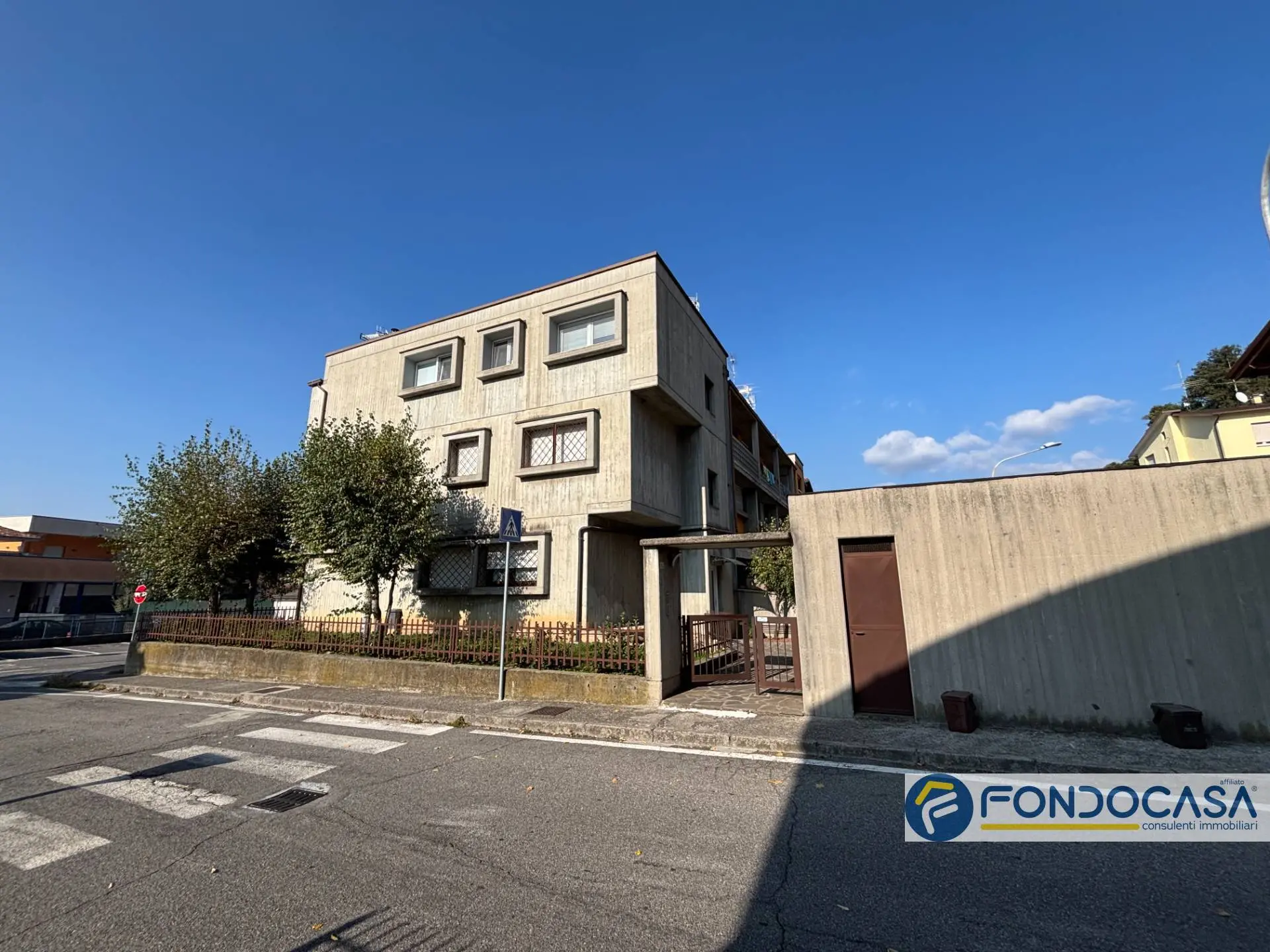 Immagine per Box / Posto auto in vendita a Capriolo  32