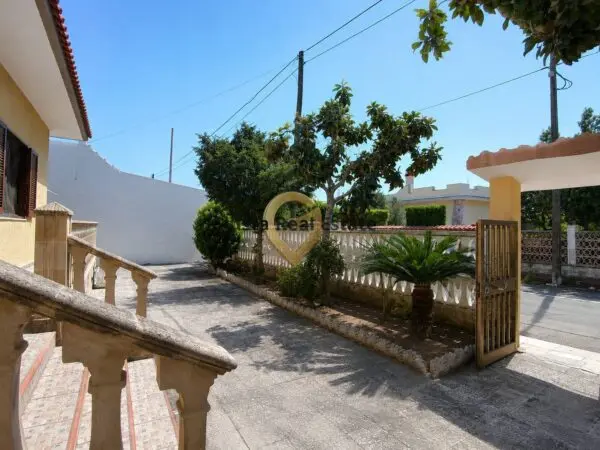 Villa via Mascagni 25, Brindisi