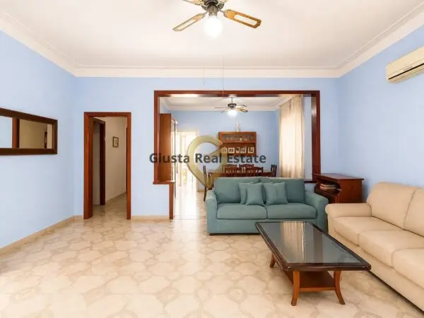 Villa via Mascagni 25, Brindisi