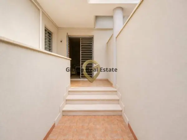 Appartamento via Santa Rita Da Cascia 1, Mesagne