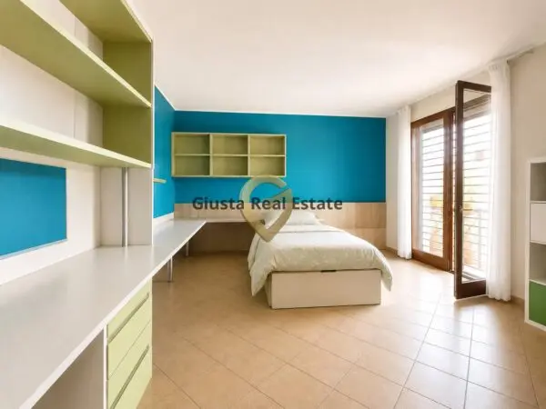 Appartamento via Santa Rita Da Cascia 1, Mesagne
