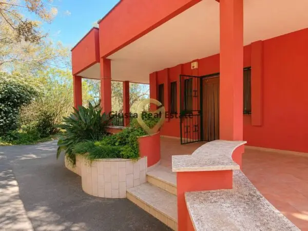 Villa via Contrada Visciglio 39, Oria