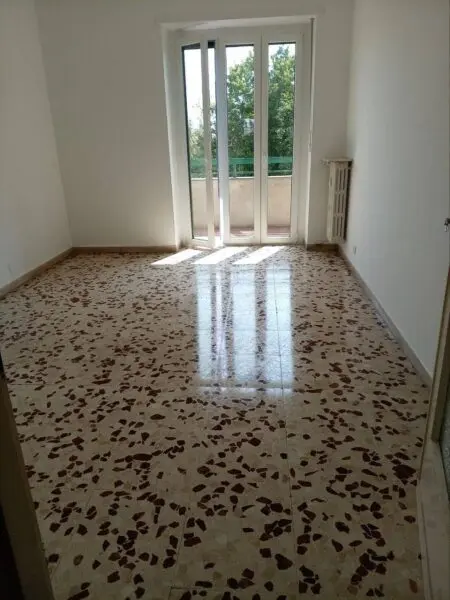 Appartamento via Cesare Battisti 14, Grugliasco